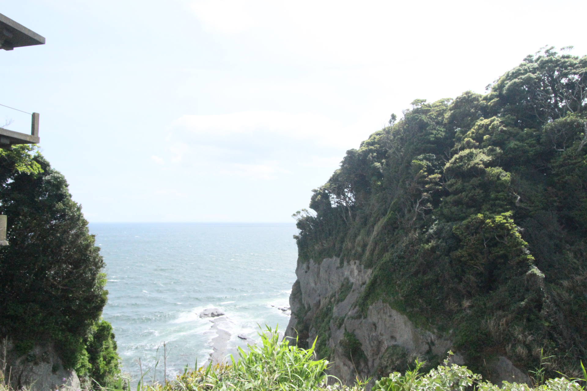 江の島の断崖絶壁