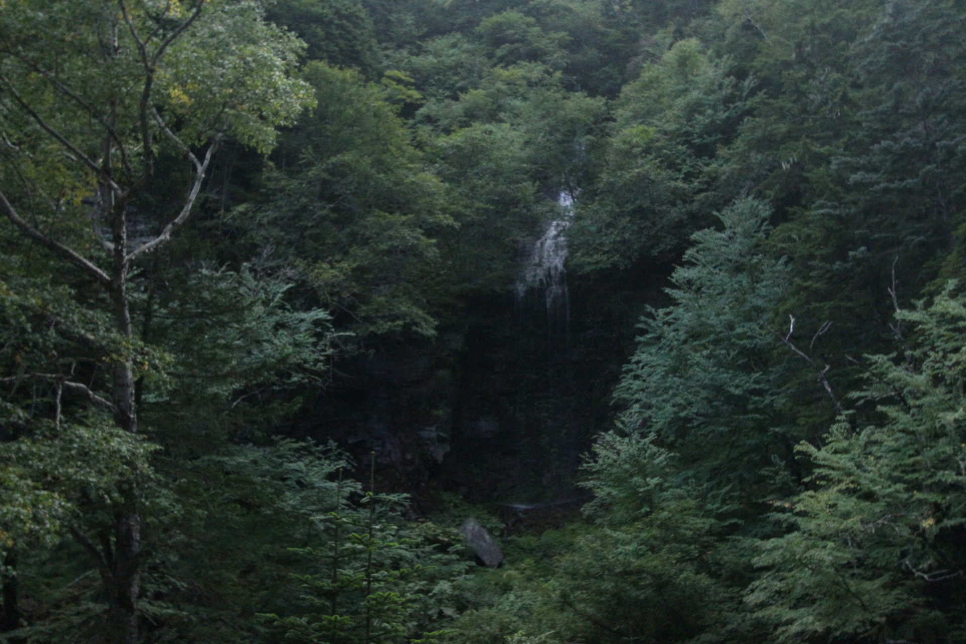 無名沢の滝(三本滝の一本)