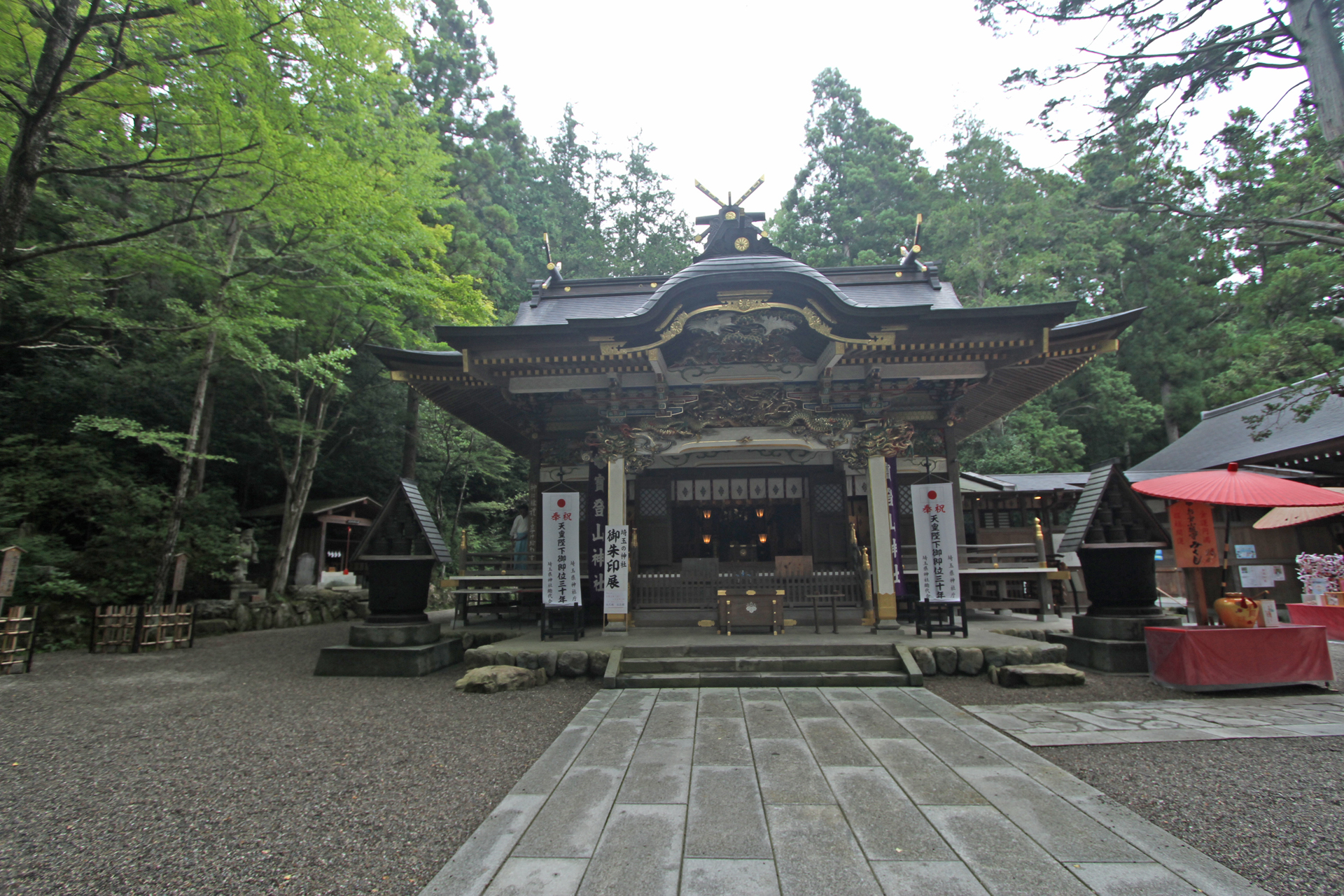 寳登山神社の本殿