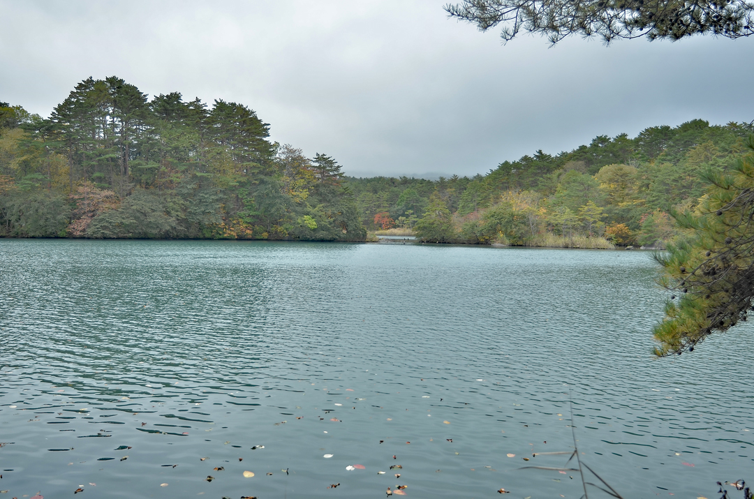 五色沼毘沙門沼五
